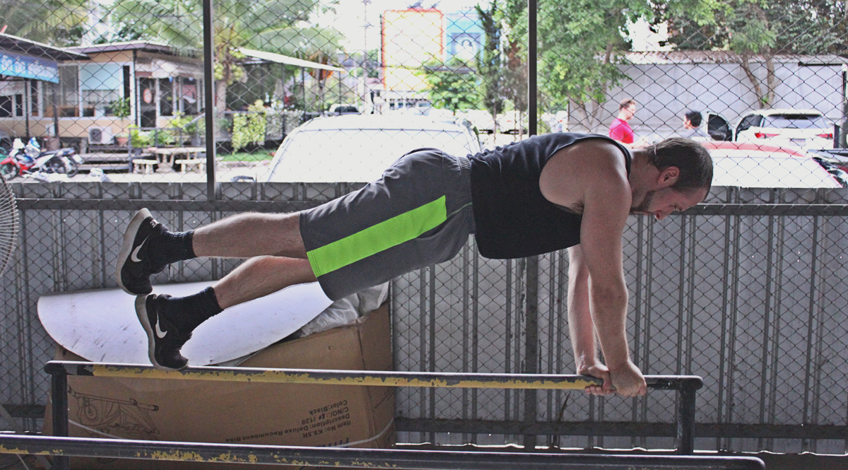 Cover for How to Do Iguana Pushups: Master This Deceptively Challenging Movement