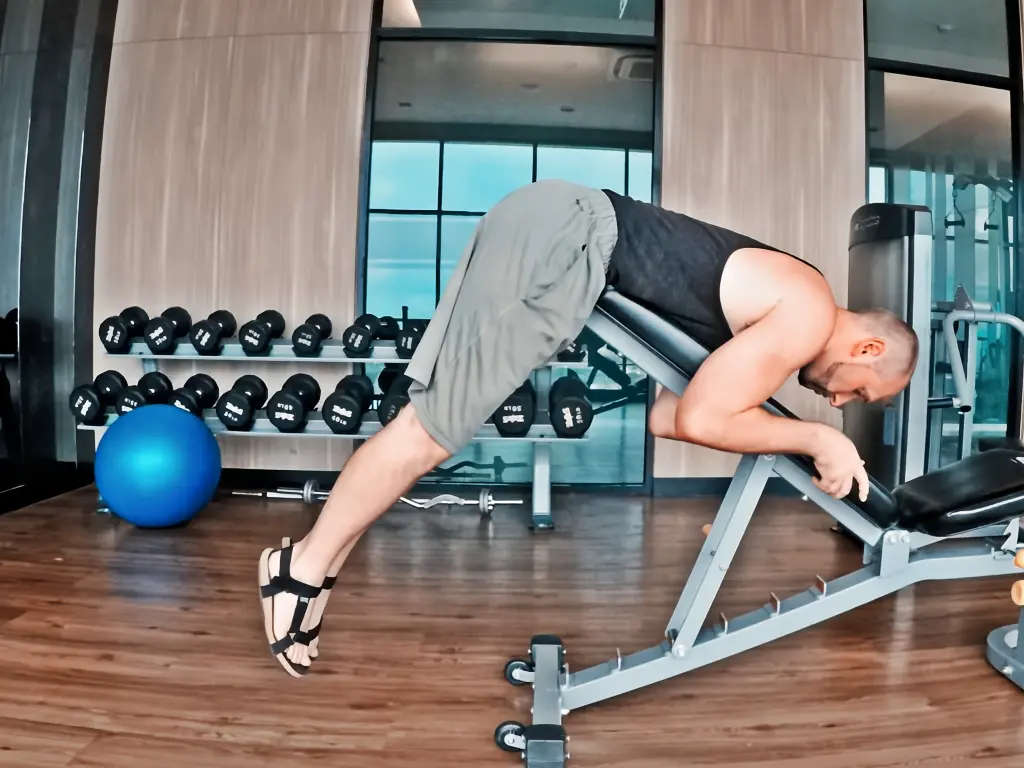 Reverse hyperextension starting position